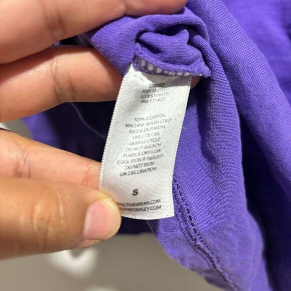 Disney Walt Disney World Graphic Womens T-Shirt Smal Purple Potion Spirit Jersey - Picture 3 of 9